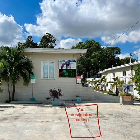 Stunning Little Havana Suites Close To Airport, Calle Ocho, Brickell, Wynwood And The Beaches - Free Parking Miami Eksteriør billede