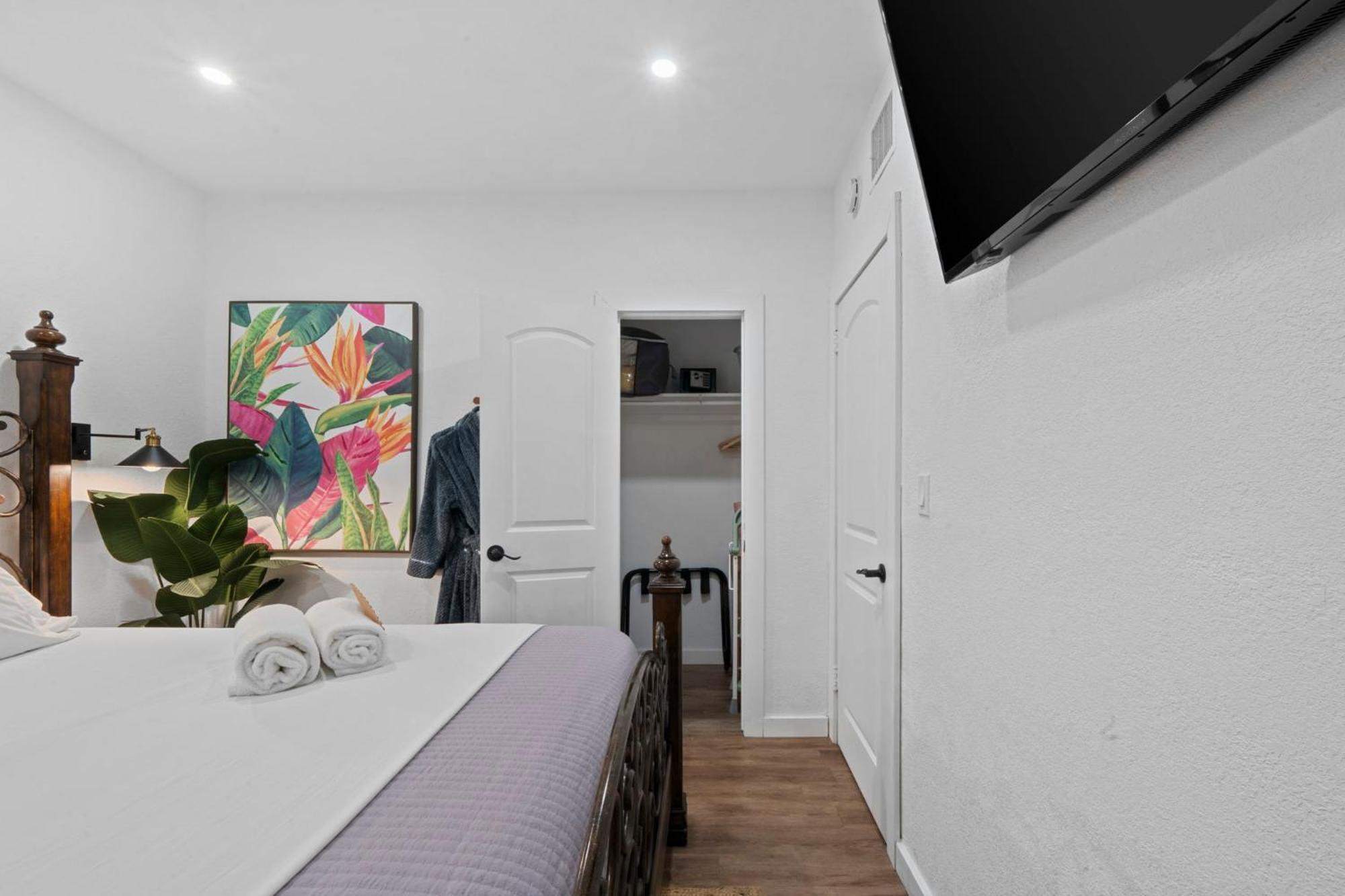 Stunning Little Havana Suites Close To Airport, Calle Ocho, Brickell, Wynwood And The Beaches - Free Parking Miami Eksteriør billede