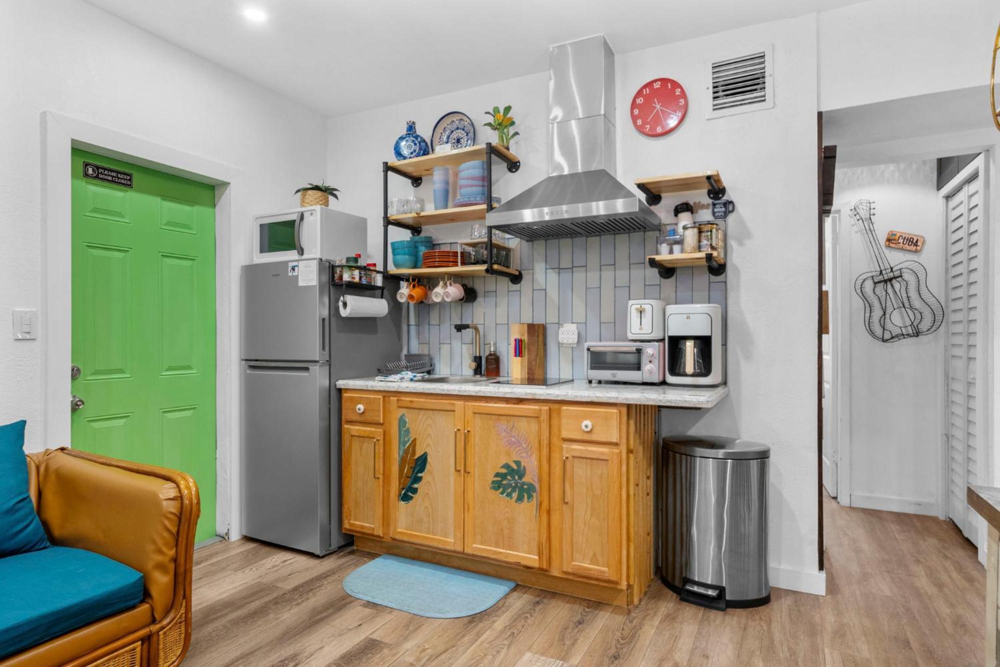 Stunning Little Havana Suites Close To Airport, Calle Ocho, Brickell, Wynwood And The Beaches - Free Parking Miami Eksteriør billede
