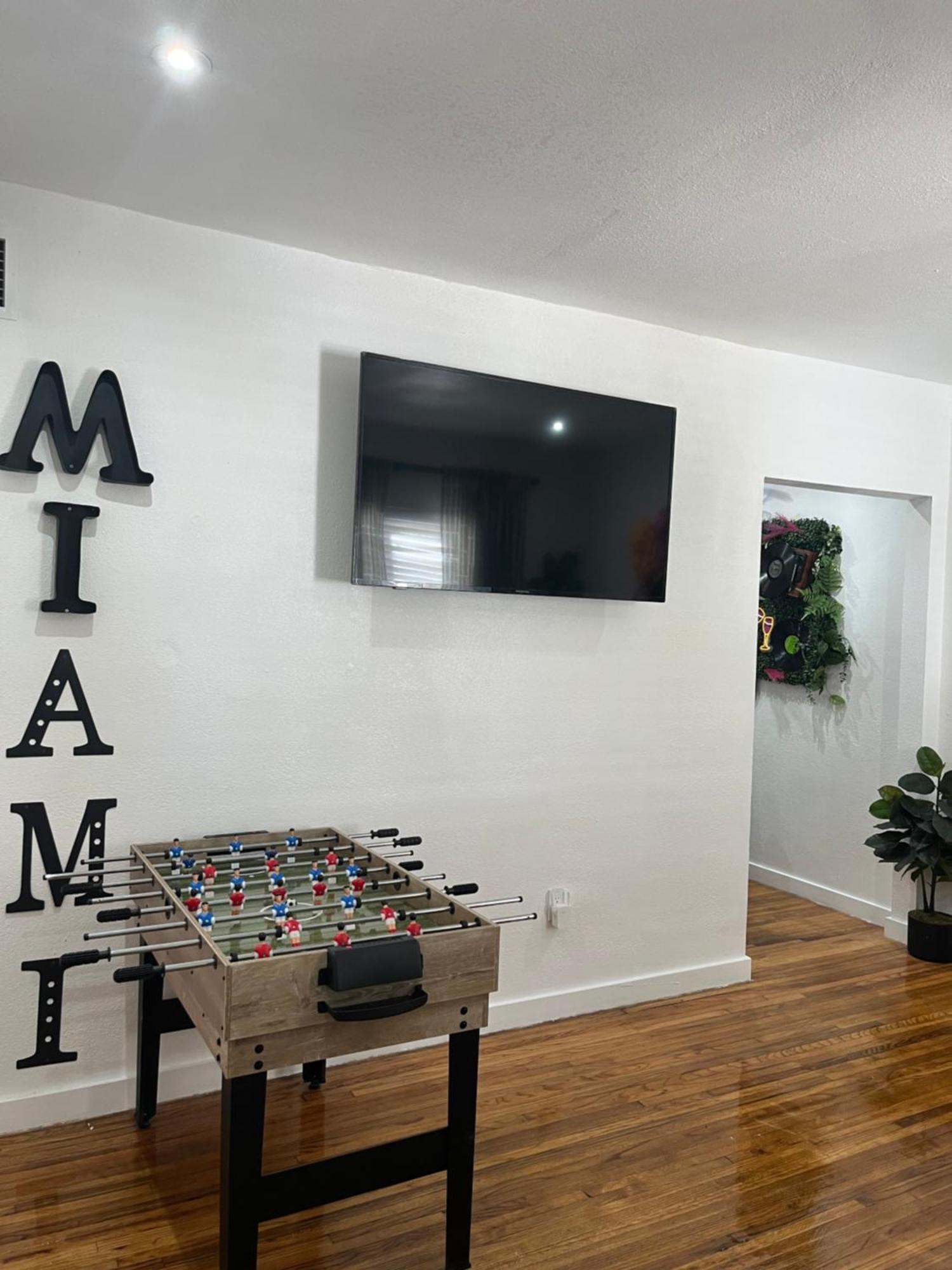 Stunning Little Havana Suites Close To Airport, Calle Ocho, Brickell, Wynwood And The Beaches - Free Parking Miami Eksteriør billede