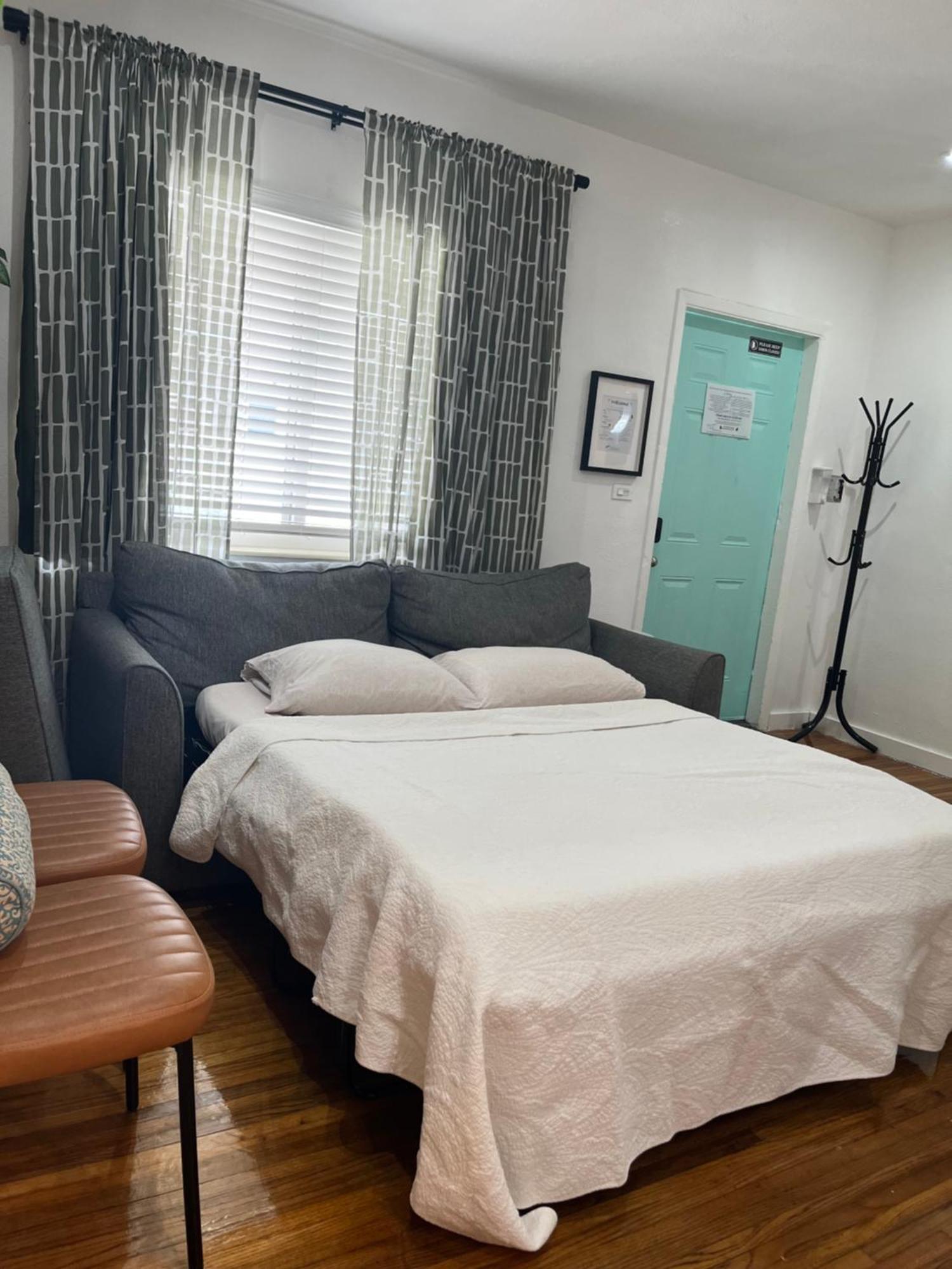 Stunning Little Havana Suites Close To Airport, Calle Ocho, Brickell, Wynwood And The Beaches - Free Parking Miami Eksteriør billede