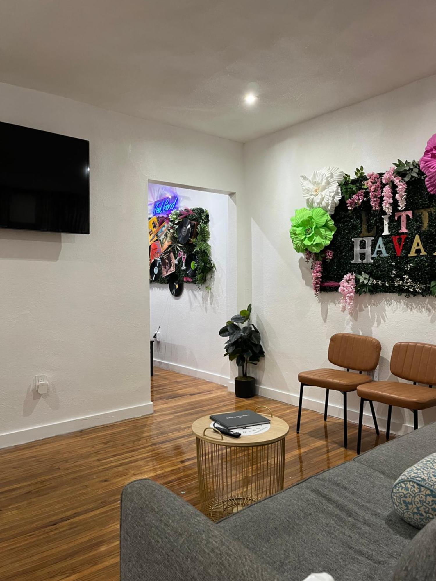 Stunning Little Havana Suites Close To Airport, Calle Ocho, Brickell, Wynwood And The Beaches - Free Parking Miami Eksteriør billede
